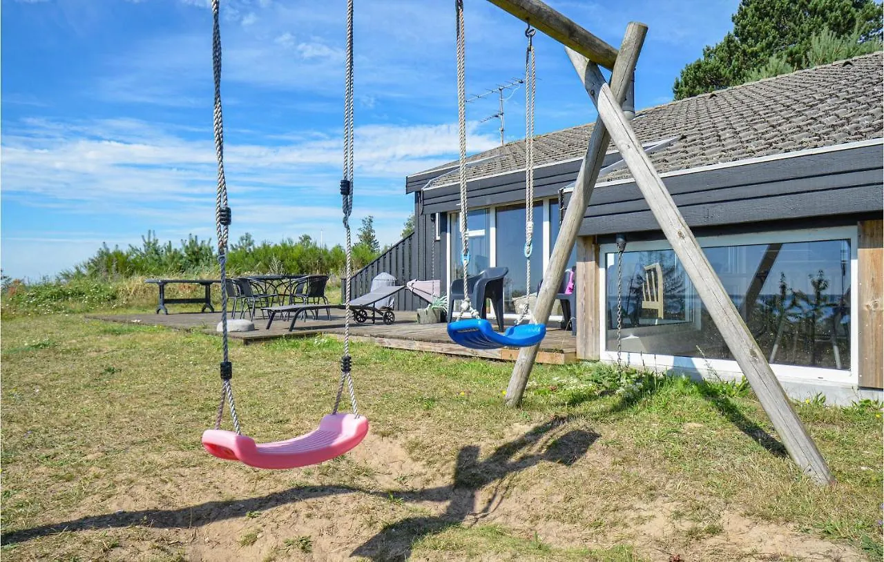 Gorgeous Home In Ebeltoft With Sauna