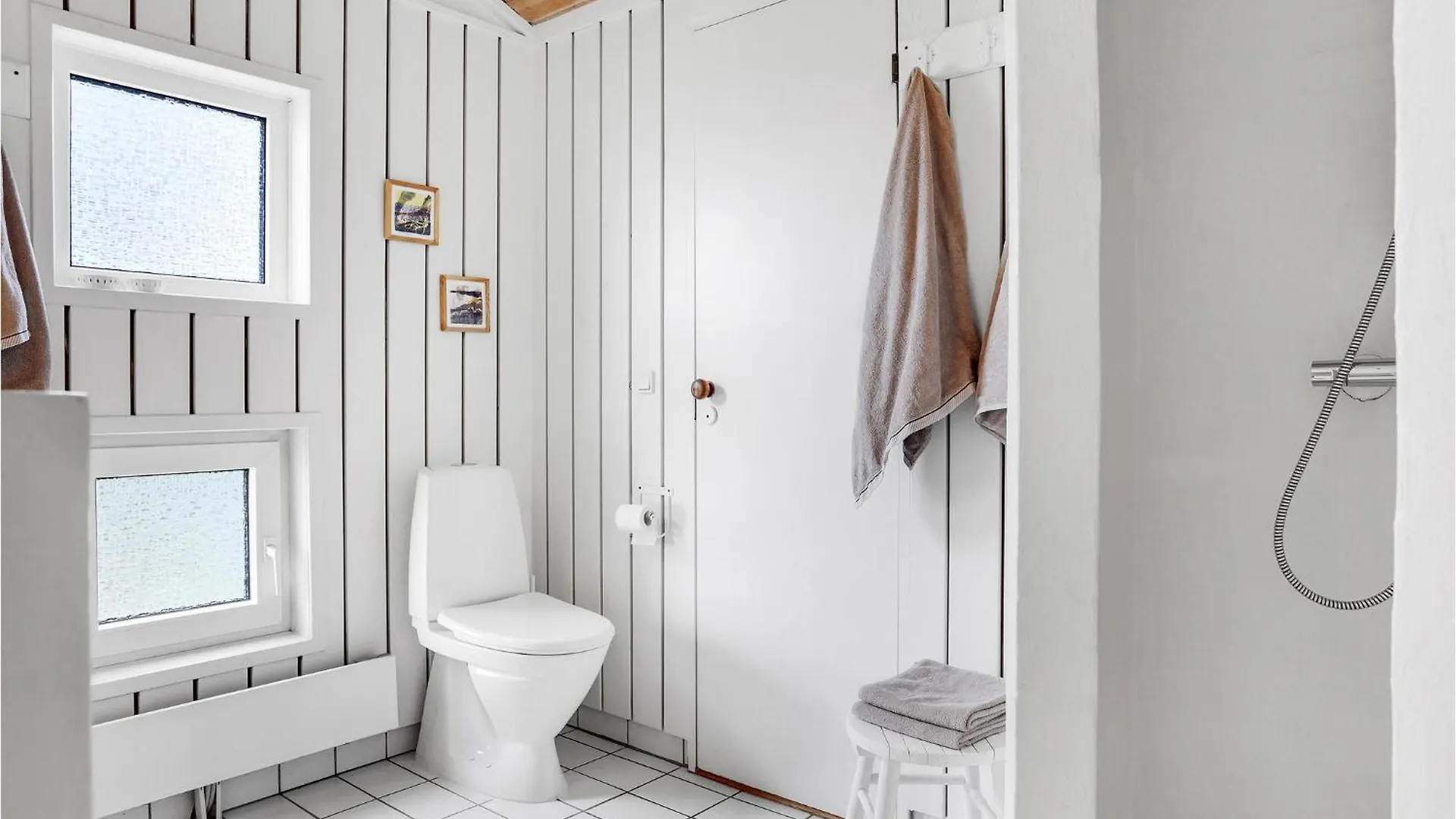 Gorgeous Home In Ebeltoft With Sauna